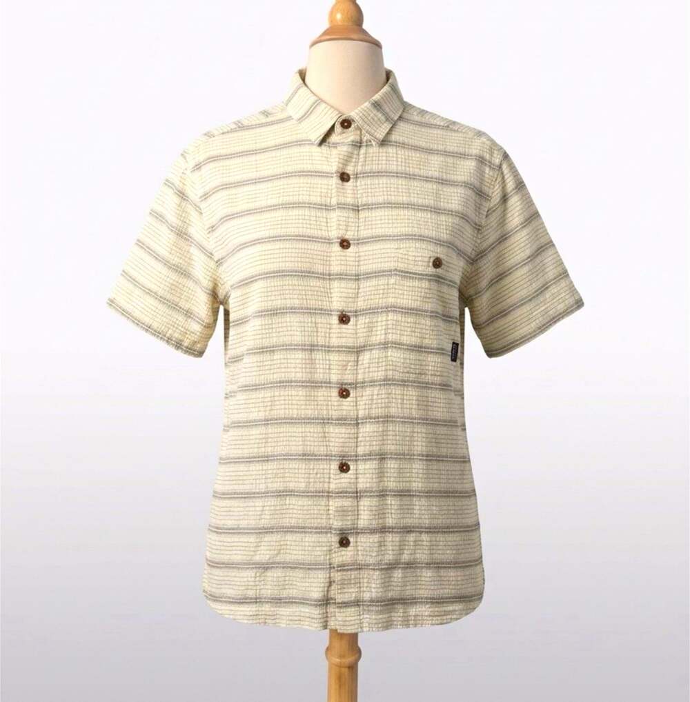 Patagonia Shirt Men Beige/Gray Striped Cotton Woven Button-Up Short Sleeve L